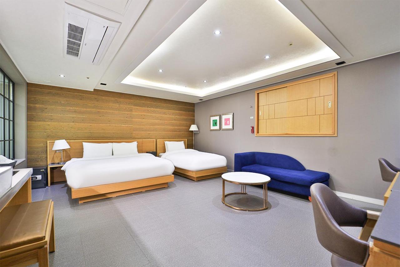 Seomyeon Ib Hotel بوسان المظهر الخارجي الصورة