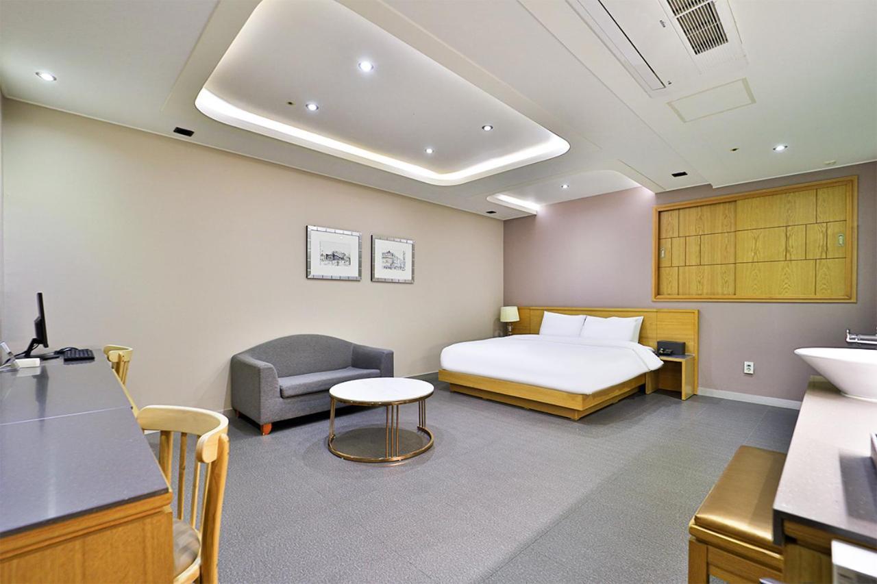 Seomyeon Ib Hotel بوسان المظهر الخارجي الصورة