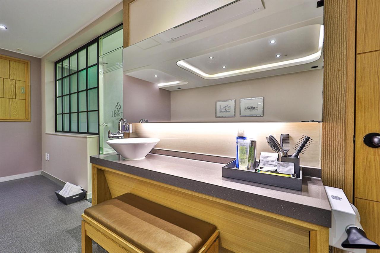 Seomyeon Ib Hotel بوسان المظهر الخارجي الصورة